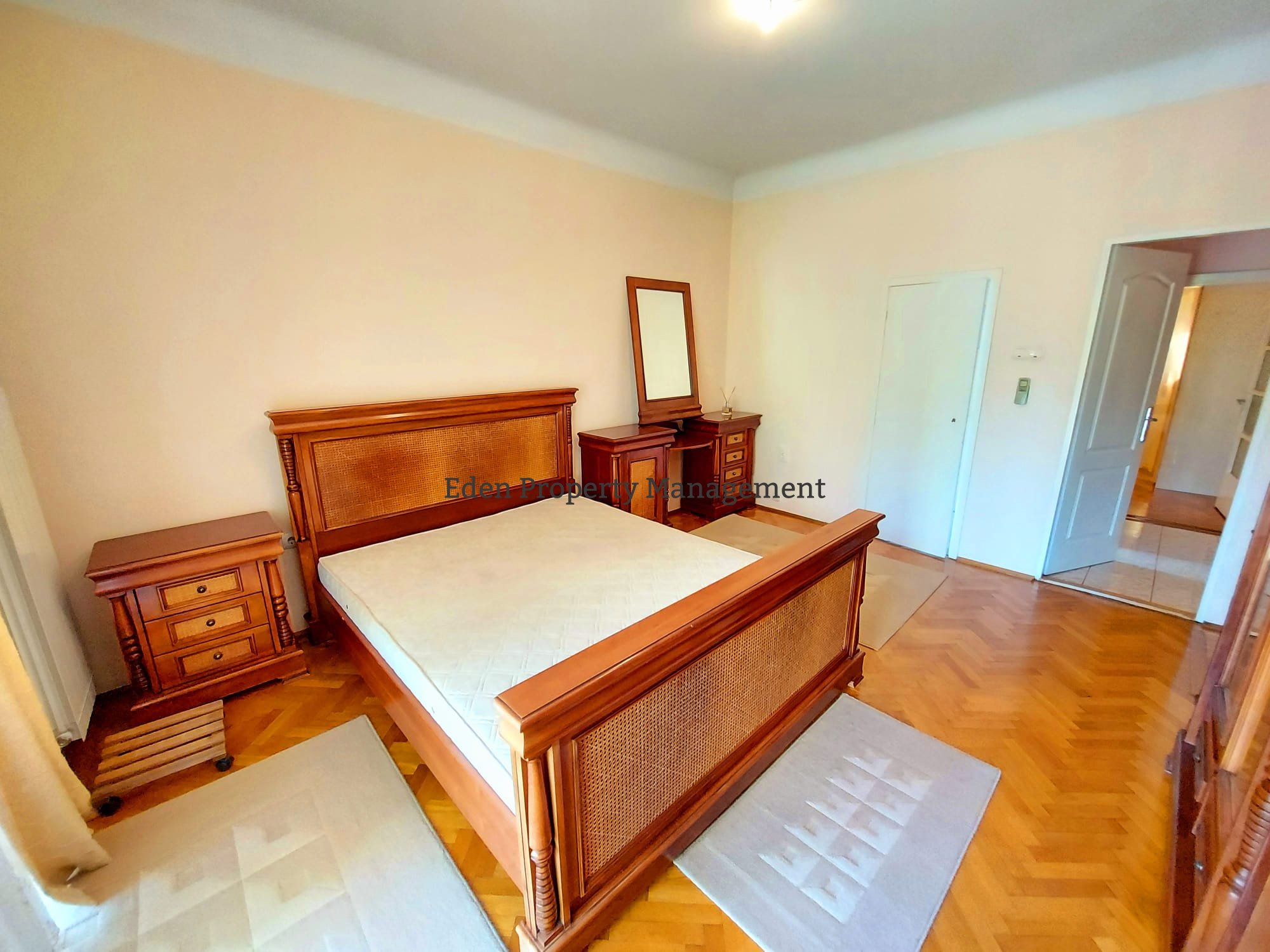 Apartament 3 camere Vasile Alecsandri